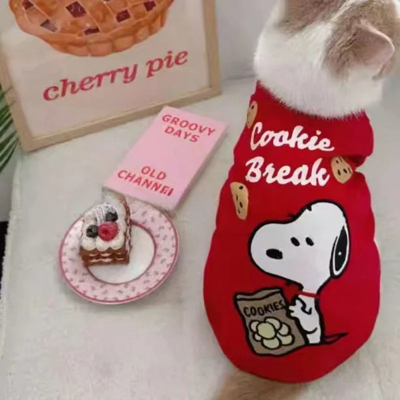 New Snoopy animation peripheral cartoon cute warm pet sweatshirt creative personality kawaii cat and dog clothes wholesale