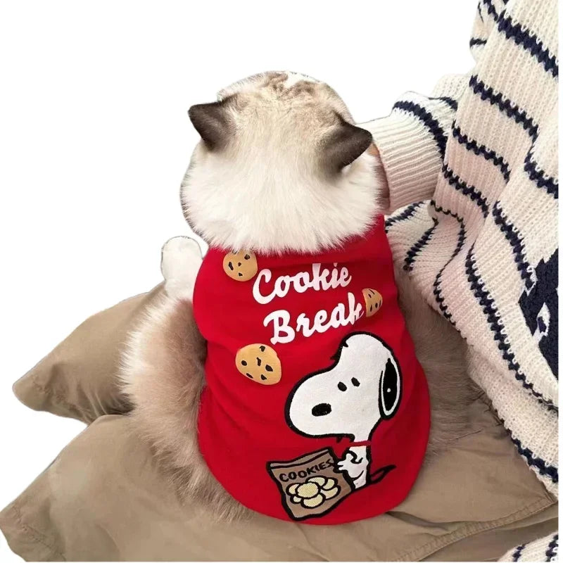 New Snoopy animation peripheral cartoon cute warm pet sweatshirt creative personality kawaii cat and dog clothes wholesale